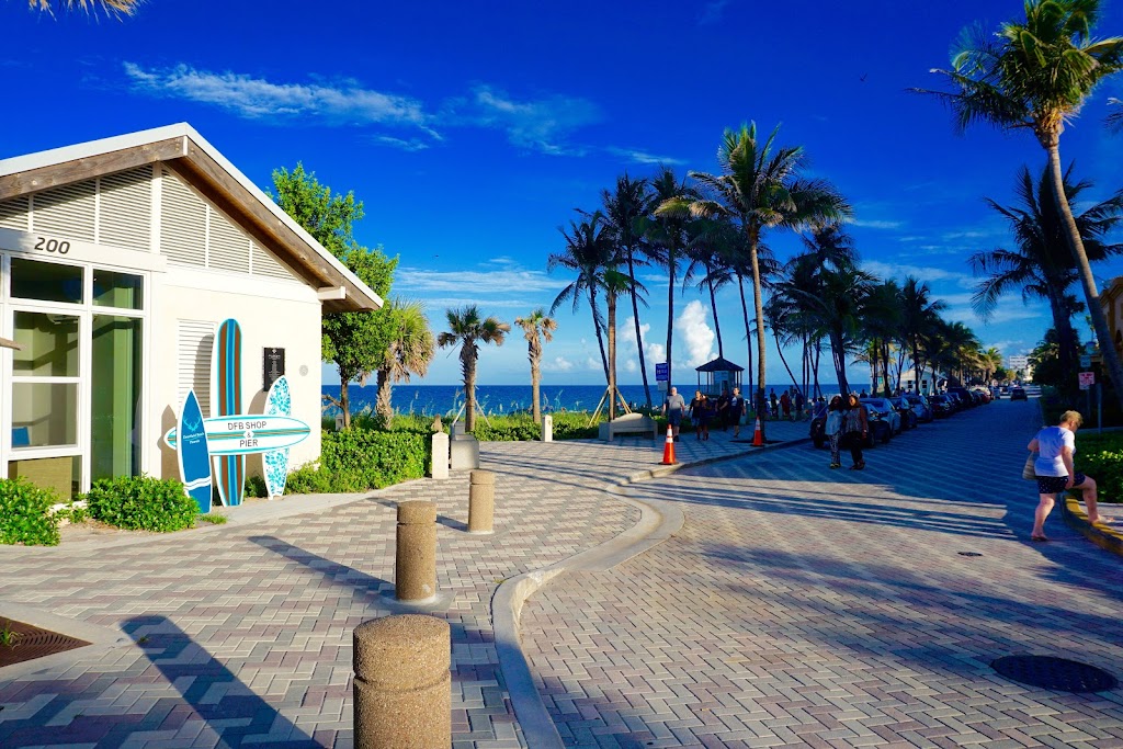 Club Lux Resort By The Beach | 1945 NE 3rd St, Deerfield Beach, FL 33441, USA | Phone: (954) 881-8686