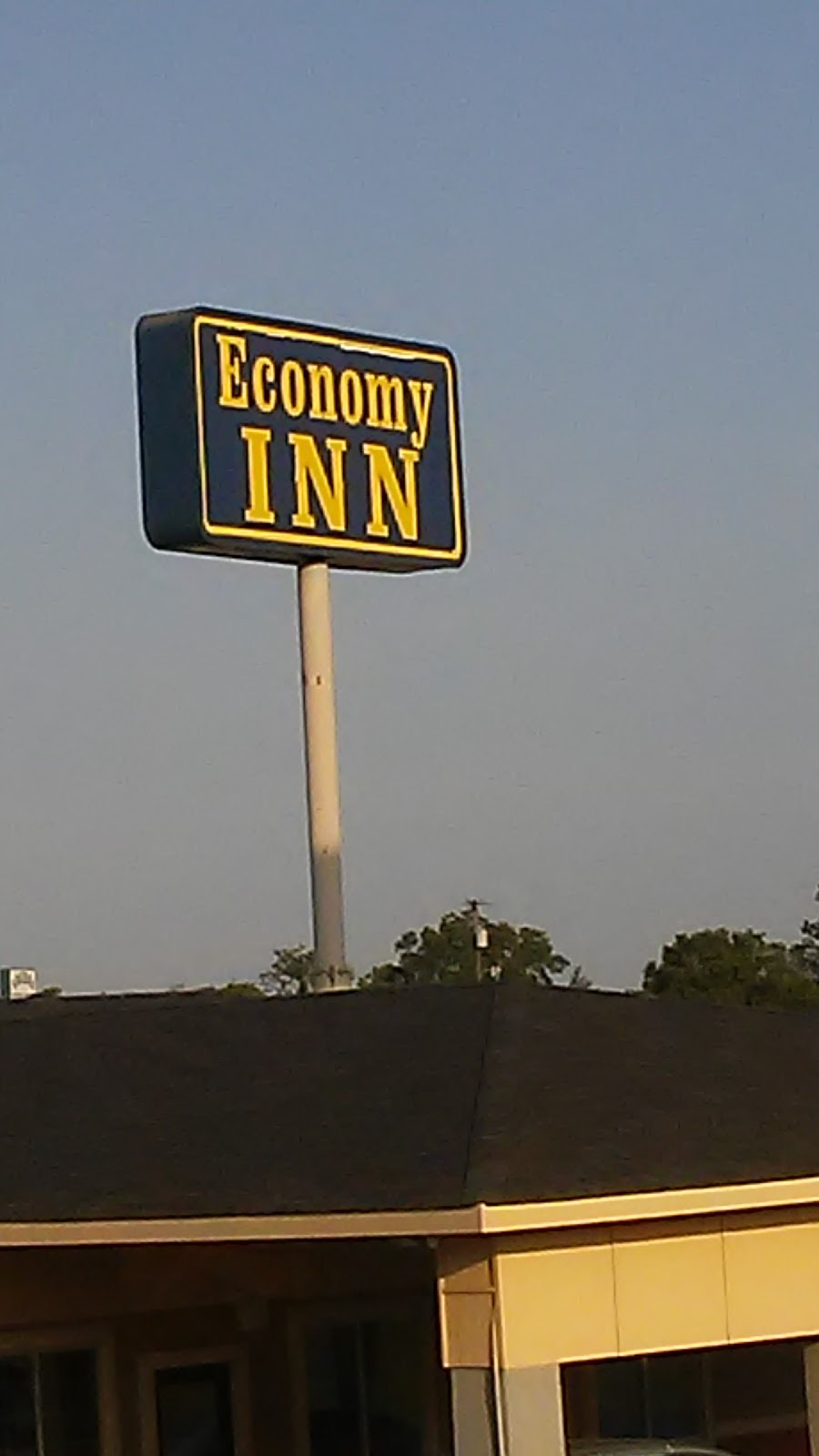 Economy Inn | 5103 I-30 Frontage Rd, Greenville, TX 75402, USA | Phone: (903) 455-8808