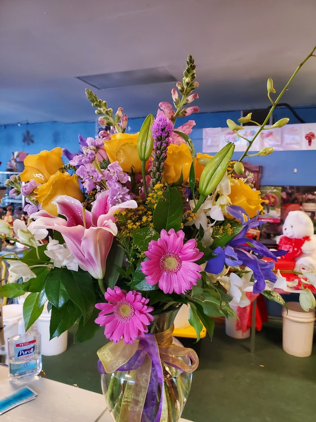 Alinas Florist and Boutique | 5306 Mission Blvd, Riverside, CA 92509, USA | Phone: (951) 217-5895