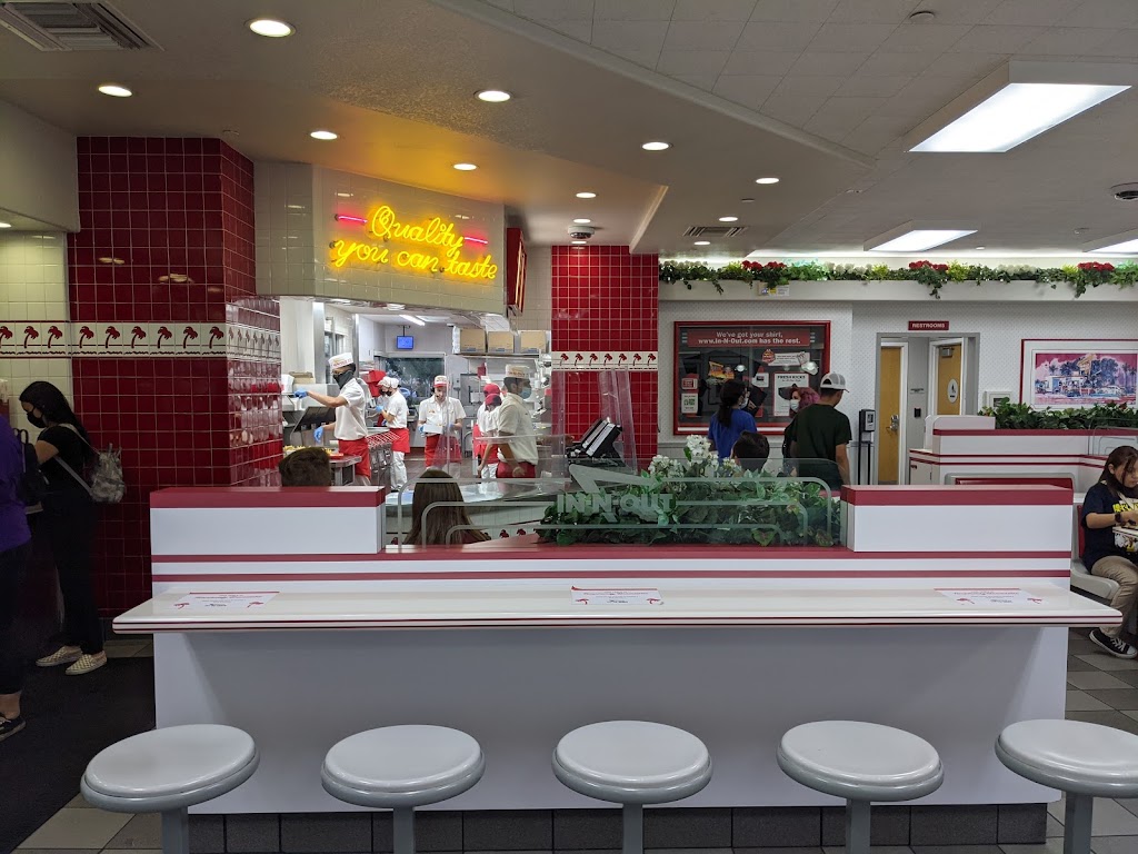 In-N-Out Burger | 2770 W Peoria Ave, Phoenix, AZ 85029, USA | Phone: (800) 786-1000