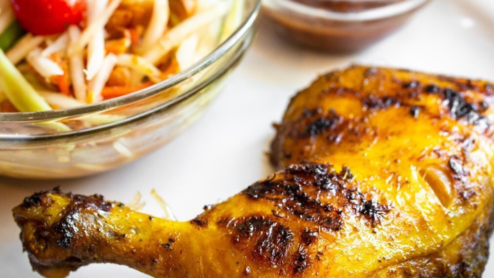 Khaosan Thai Street Food | 19801 Ventura Blvd, Los Angeles, CA 91364, USA | Phone: (818) 932-9845