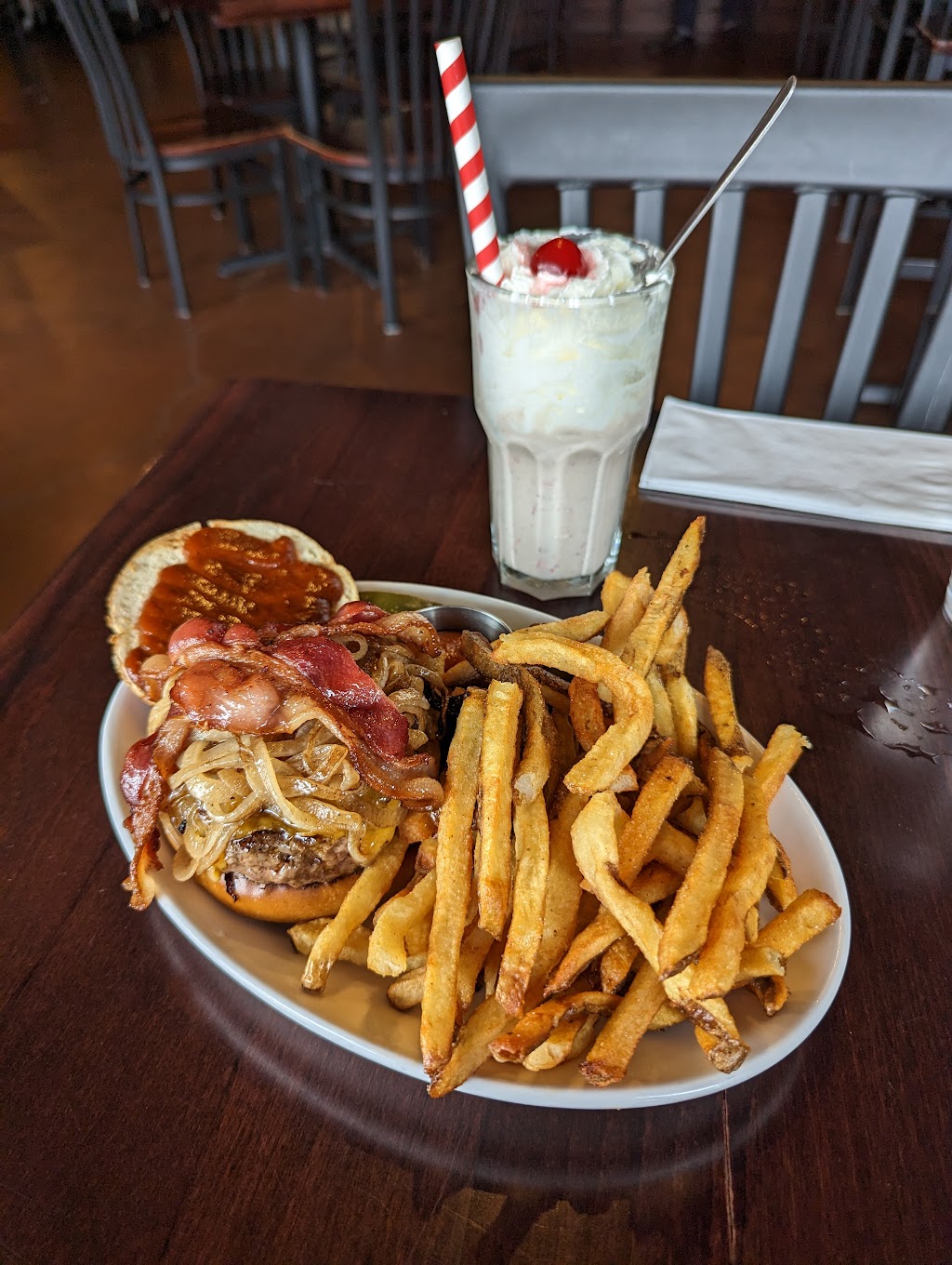 Burger Antics | 3740 Grand Blvd, Brookfield, IL 60513, USA | Phone: (708) 255-5182