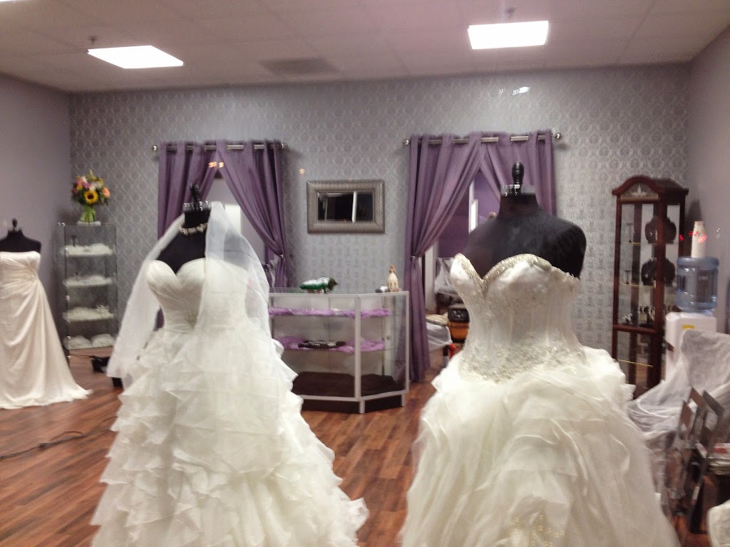 The Curvy Bride | 357 US-9, Manalapan Township, NJ 07726 | Phone: (732) 536-6100