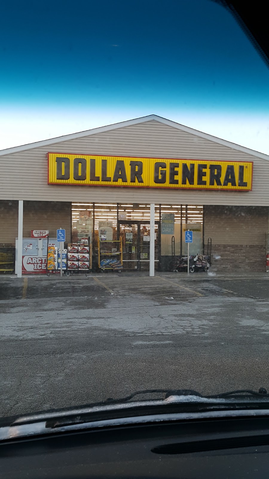 Dollar General | 1901 Vaughn Rd, Wood River, IL 62095, USA | Phone: (618) 693-9419