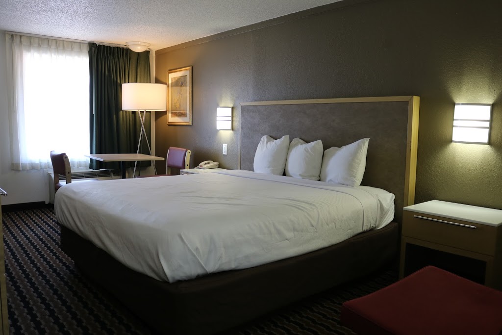 Rodeway Inn | 3850 Hauck Rd, Cincinnati, OH 45241, USA | Phone: (513) 954-0701