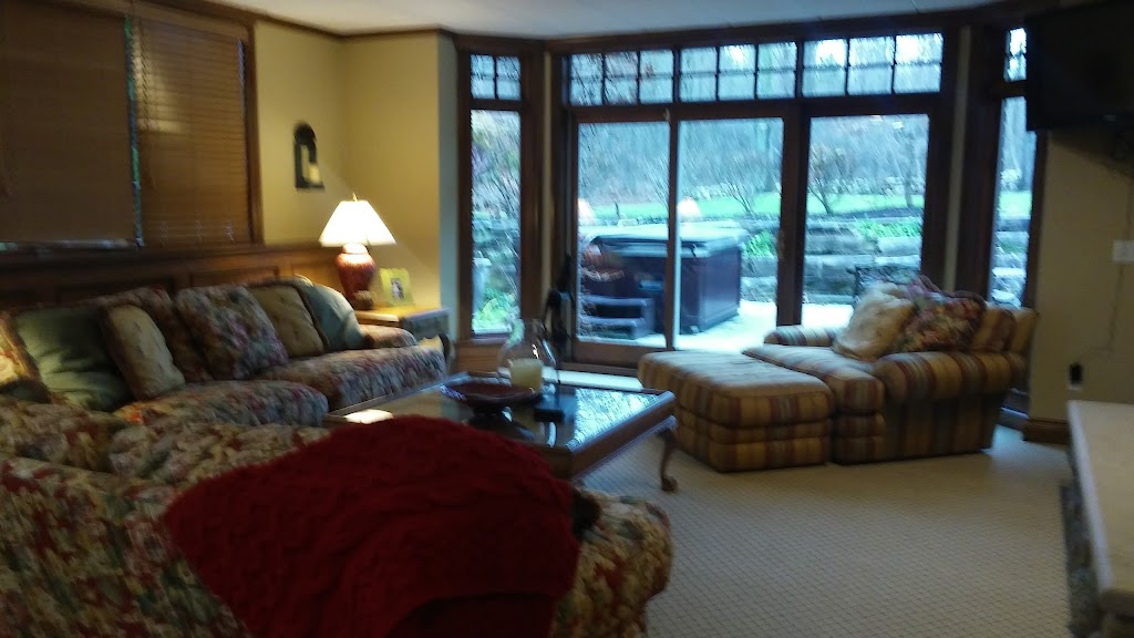 Manitou Wooden Boat Works | 8725 Hunters Creek Dr, City of the Village of Clarkston, MI 48348, USA | Phone: (248) 330-4801
