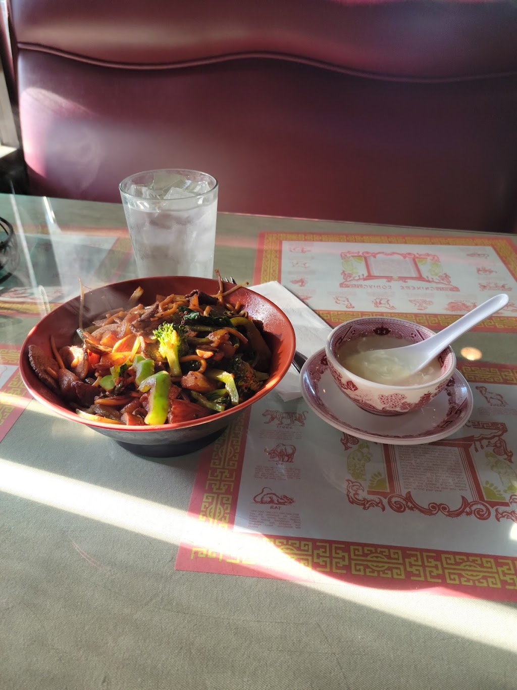 Hings Chinese Cuisine | 2933 W Capitol Ave, West Sacramento, CA 95691, USA | Phone: (916) 371-3322