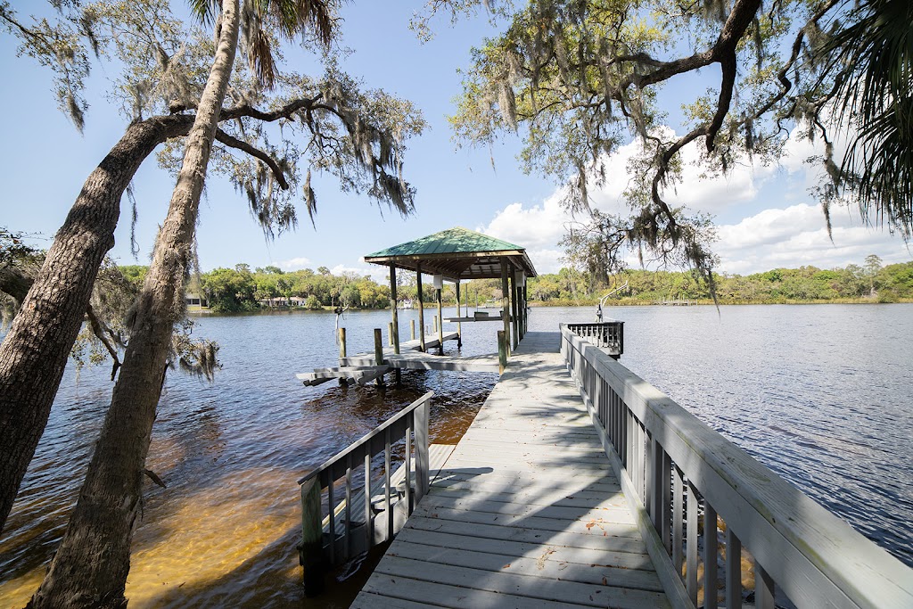 Riverbend Retreat - Fla. | 10200 Elbow Bend Rd, Riverview, FL 33578, USA | Phone: (727) 421-9512