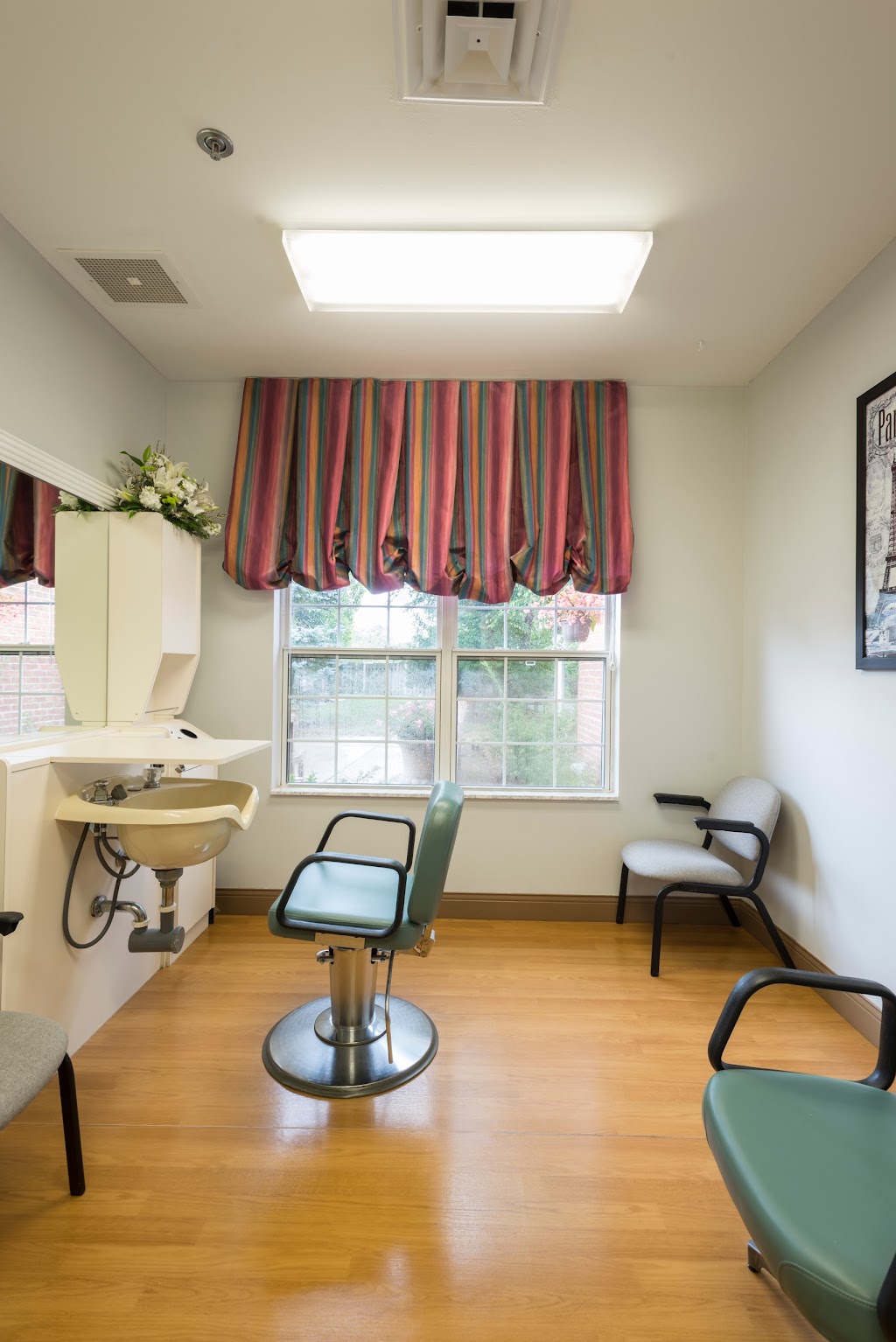 Hillspring Skilled Nursing Facility | 325 E Central Ave, Springboro, OH 45066, USA | Phone: (937) 748-1100