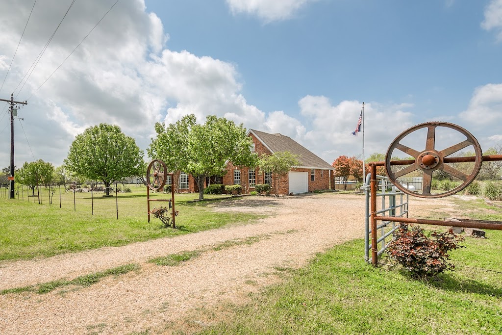 XC Realty | 344 Pecan Crossing Ct, Gunter, TX 75058, USA | Phone: (972) 741-7850