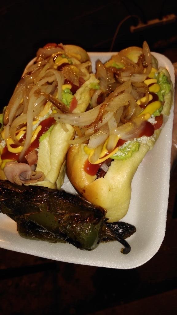 Hotdogs Estilo Sinaloa | 15115 S Washington Ave, Compton, CA 90221, USA | Phone: (323) 517-6394