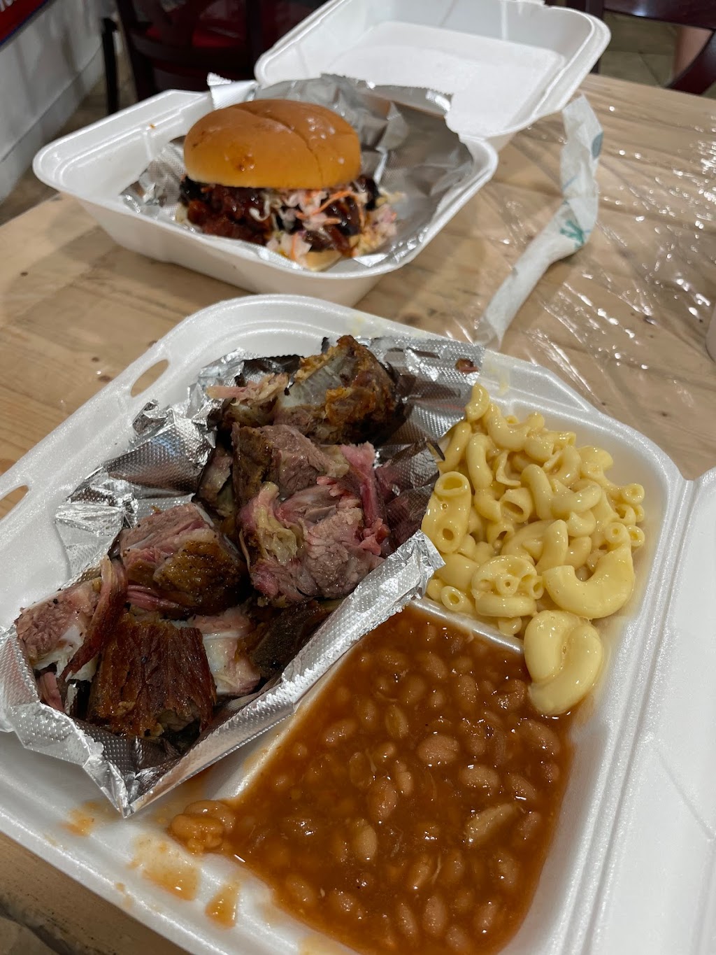 Mahons Real BBQ | 247 W Broad St, Groveland, FL 34736, USA | Phone: (352) 250-8521