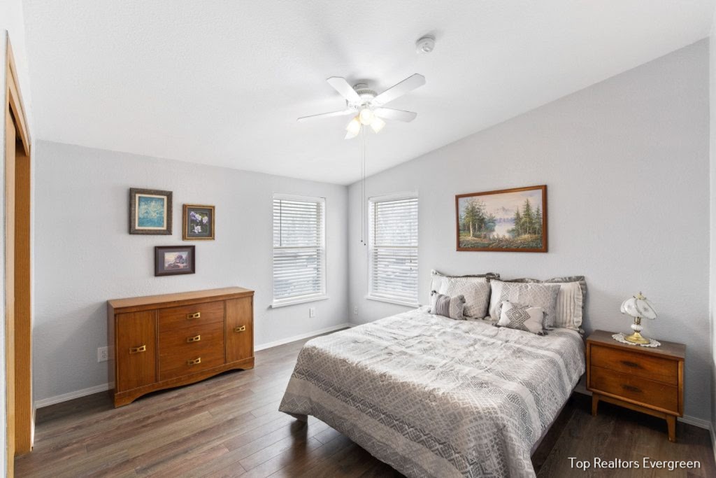 Shad Phillips | Evergreen Co Realtor | Keller Williams | 32214 Ellingwood Trail Suite 100z, Evergreen, CO 80439, USA | Phone: (214) 682-2113