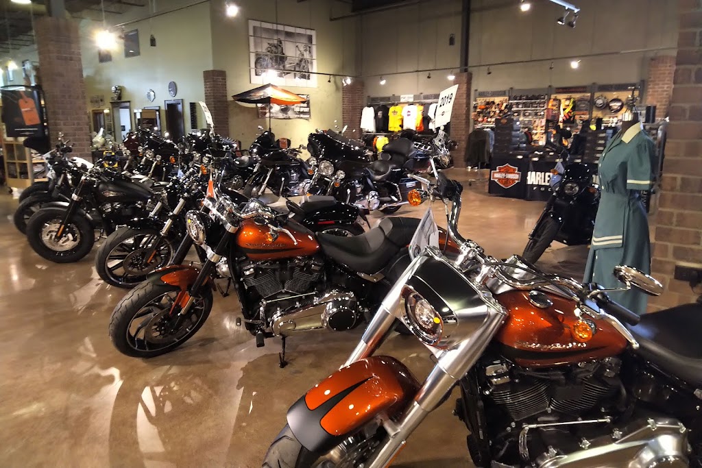 Clares Harley-Davidson of Niagara | 590 York Rd, Niagara-on-the-Lake, ON L0S 1J0, Canada | Phone: (905) 684-4647