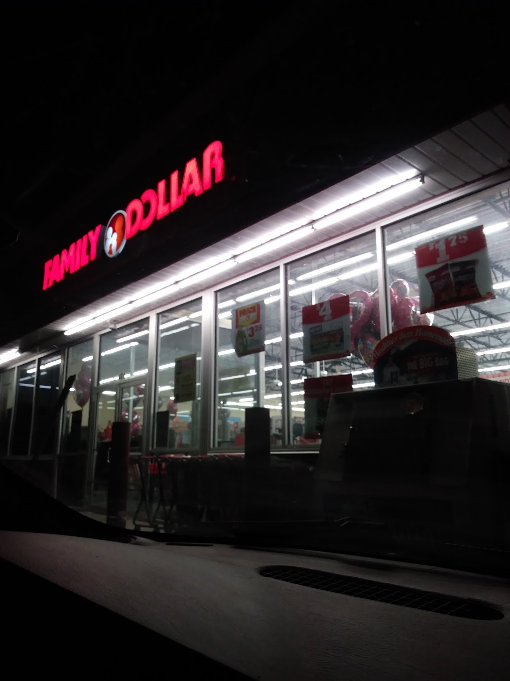 Family Dollar | 401 Lake Ave, Elyria, OH 44035, USA | Phone: (440) 406-5216