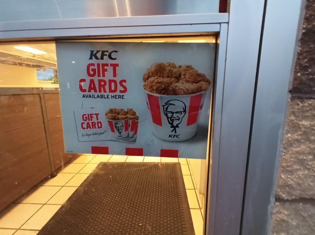 KFC | 7301 Hacks Cross Rd, Olive Branch, MS 38654, USA | Phone: (662) 890-5722