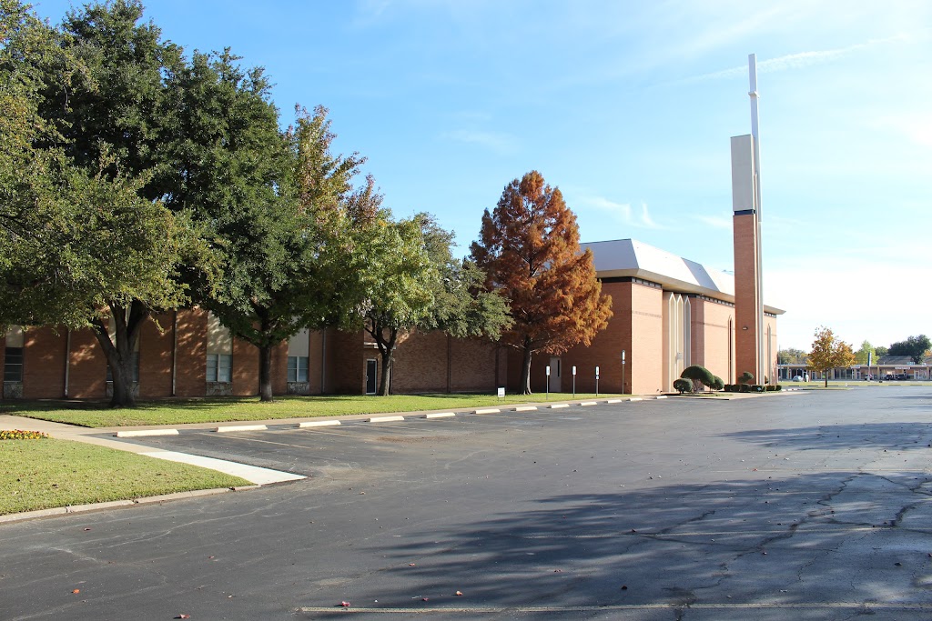 Shady Oaks Baptist Church | 1336 Cavender Dr, Hurst, TX 76053, USA | Phone: (817) 282-0237
