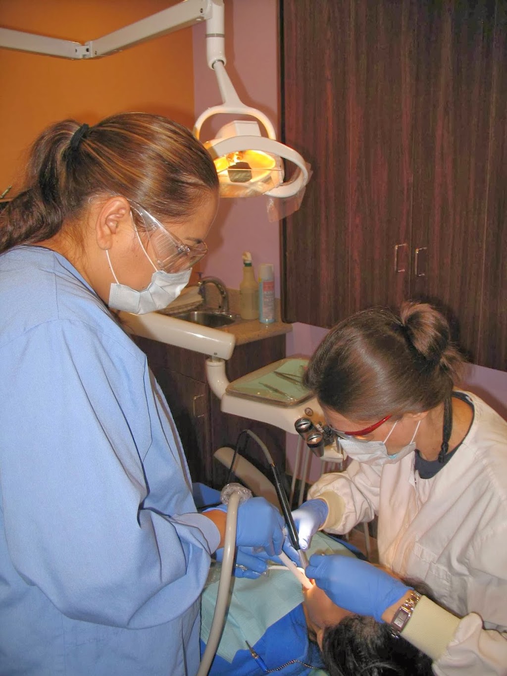 Foothill Dental Center | 837 W Foothill Blvd, Monrovia, CA 91016, USA | Phone: (626) 305-5722