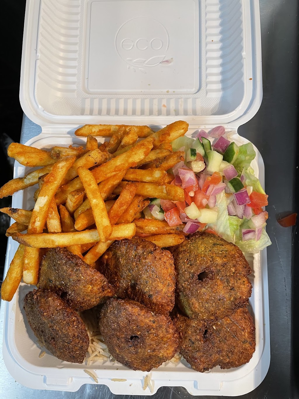 Halal Munchies | 7845 Springfield Blvd, Queens, NY 11364, USA | Phone: (347) 502-7393