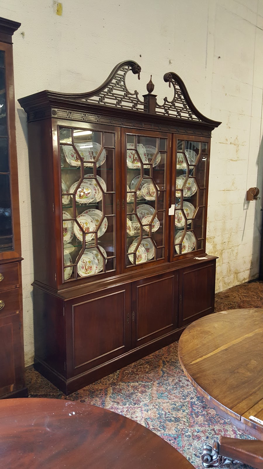 Steven Postans Antiques | 7881 15th St E, Sarasota, FL 34243, USA | Phone: (941) 755-6063