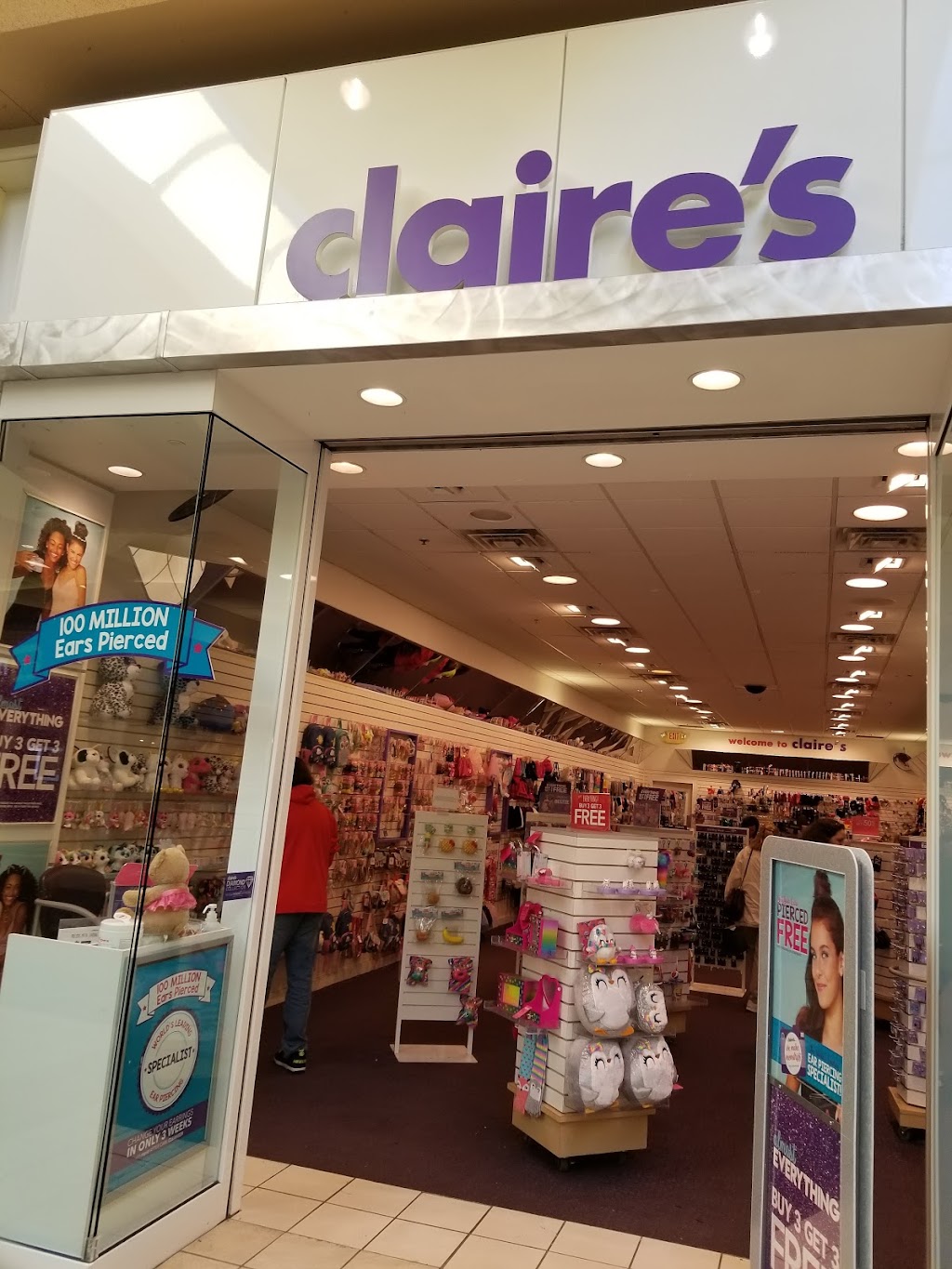 Claires | 4801 OUTERLOOP RD.SPC# B-316, Louisville, KY 40219, USA | Phone: (502) 966-5244