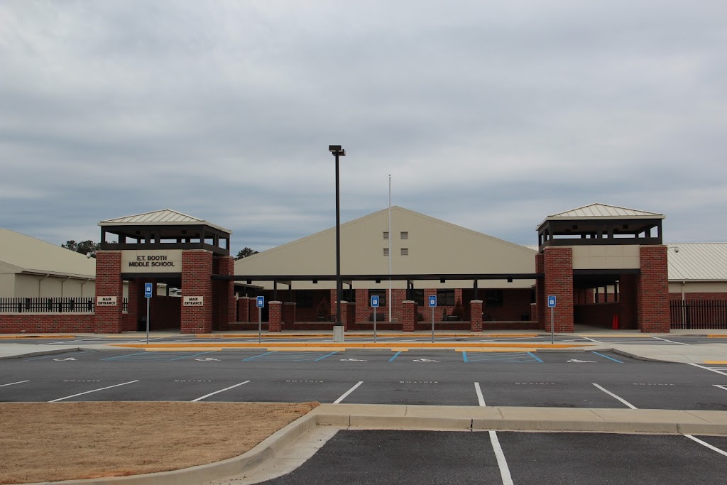 E. T. Booth Middle School | 6550 Putnam Ford Dr, Woodstock, GA 30189, USA | Phone: (770) 721-5500
