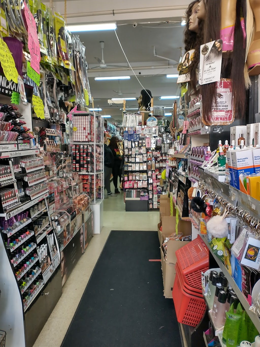 Hanini Plus discount hair and beauty supplies | 340 Broad St, Elyria, OH 44035, USA | Phone: (440) 381-7115