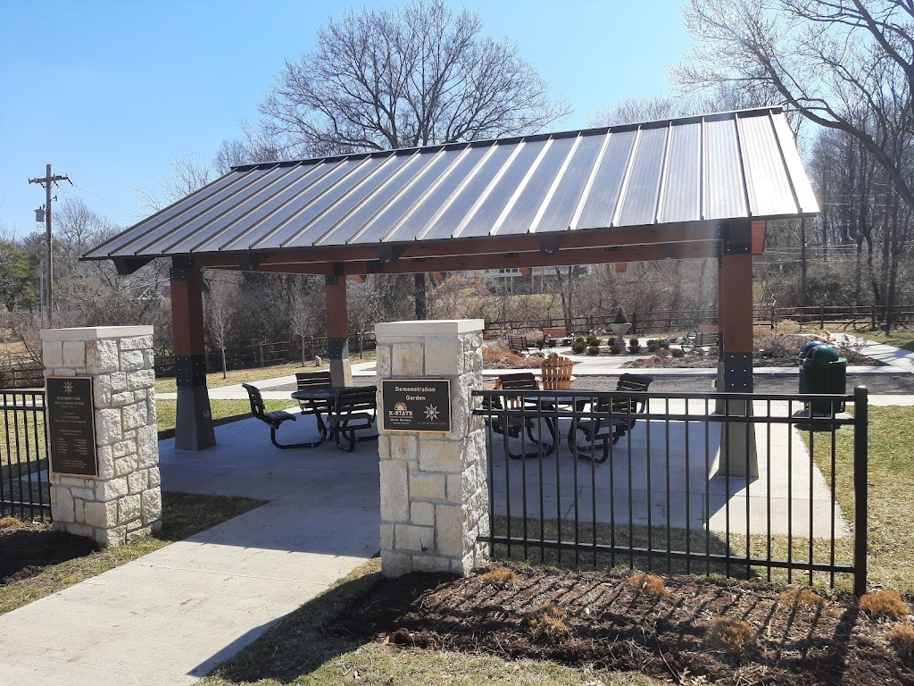 Wassmer Park | 6700 Roe Ave, Prairie Village, KS 66208, USA | Phone: (913) 381-6464