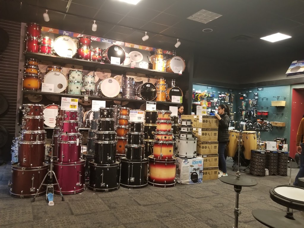 Guitar Center | 6440 Gateway Blvd E Suite 100, El Paso, TX 79905, USA | Phone: (915) 775-3900