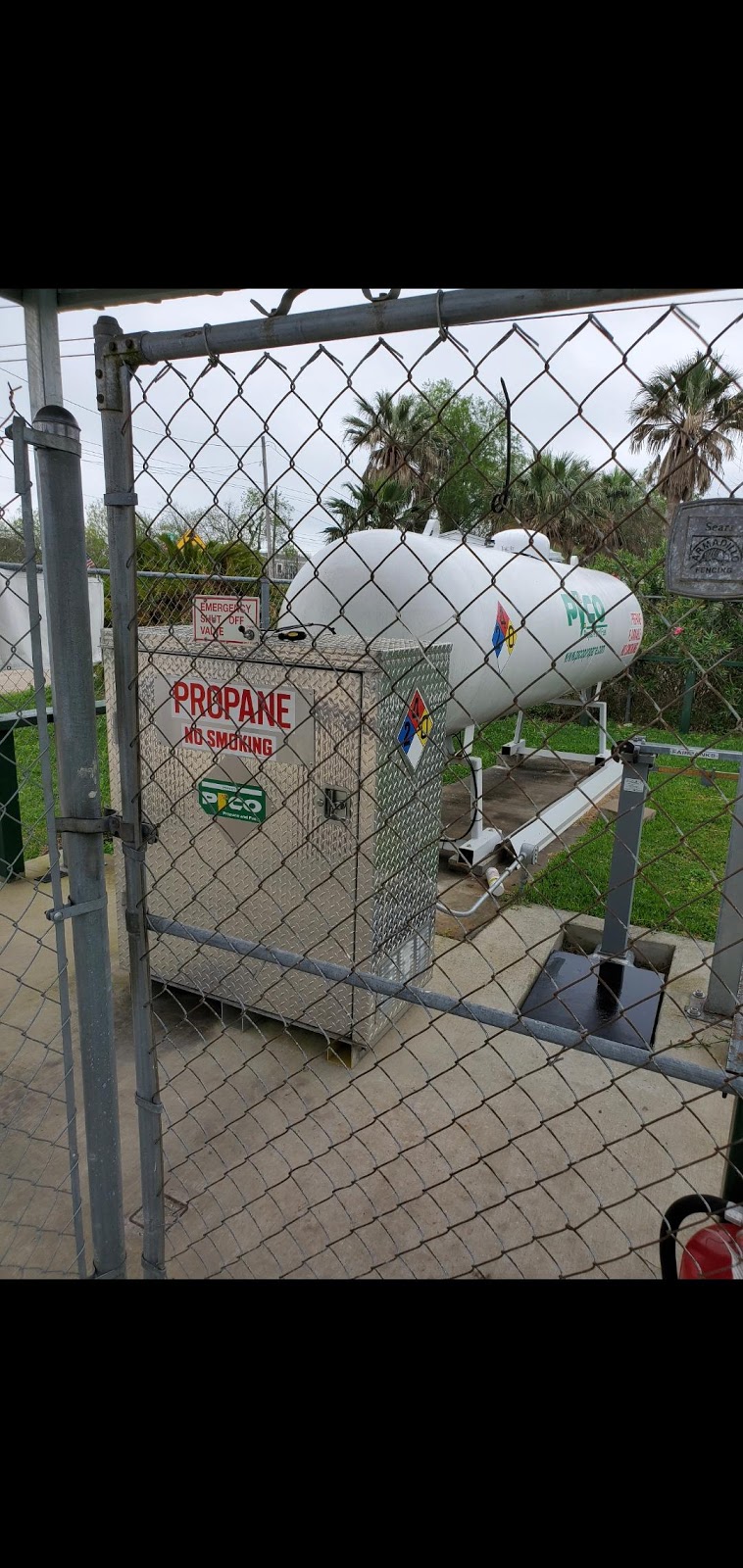 Coastal RV & Laundromat | 1105 FM 517 Rd E, Dickinson, TX 77539, USA | Phone: (281) 339-1498