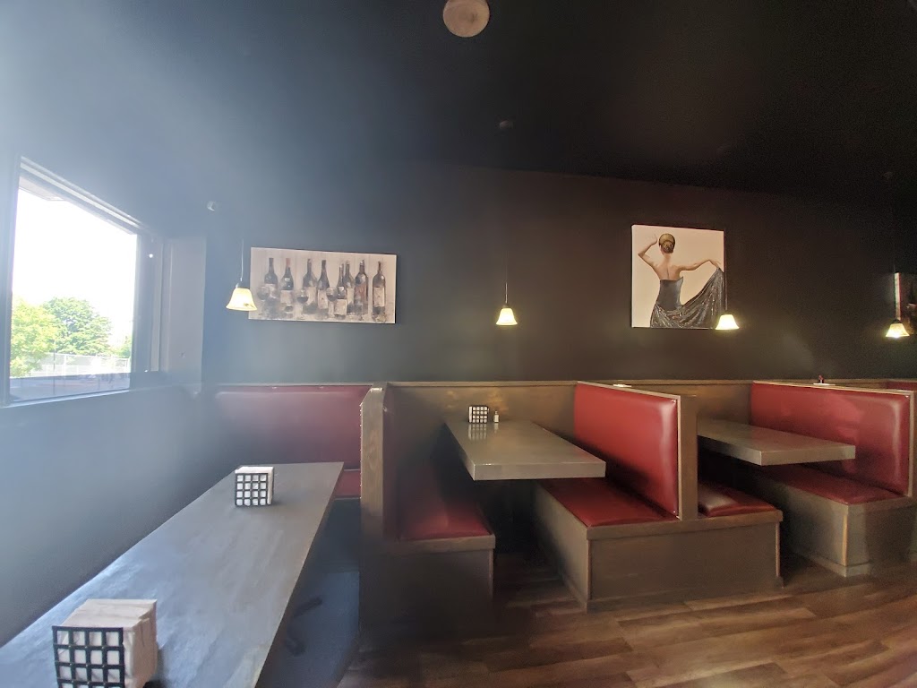 Casa Blanca | 155 Lafayette Ave, Staten Island, NY 10301, USA | Phone: (718) 524-4391