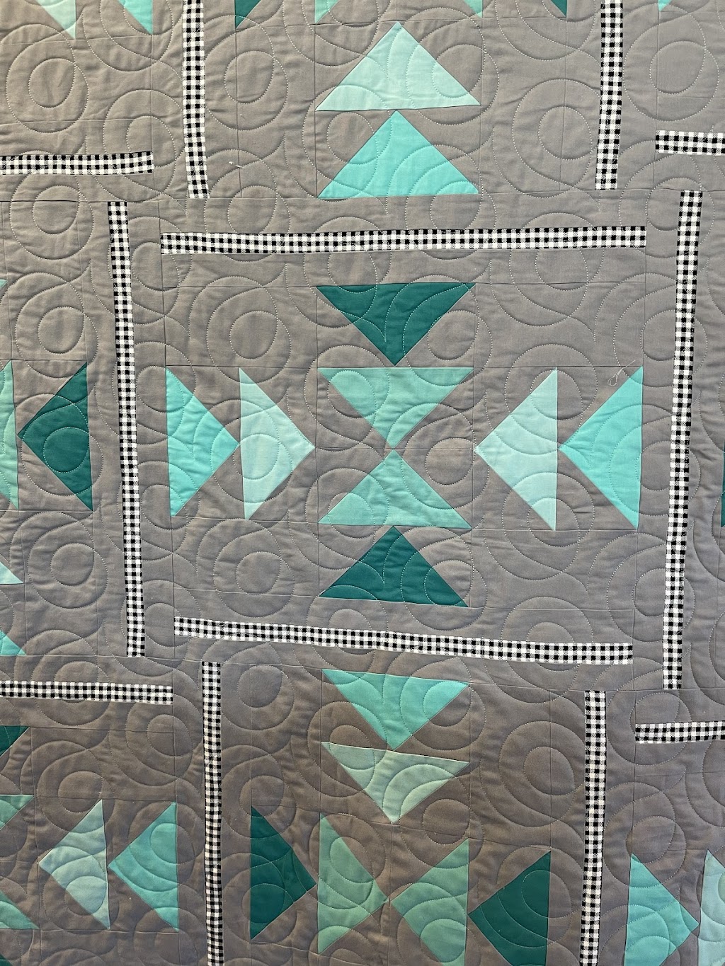 Blue Cardinal Quilting | 120 Timber Ln, Bastrop, TX 78602, USA | Phone: (512) 497-6111