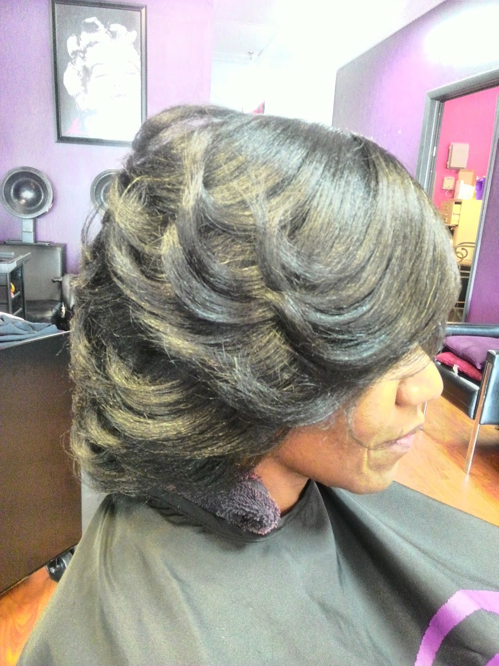 MODISH HAIR STUDIO | 2155 Cunningham Dr, Hampton, VA 23666, USA | Phone: (757) 224-6622