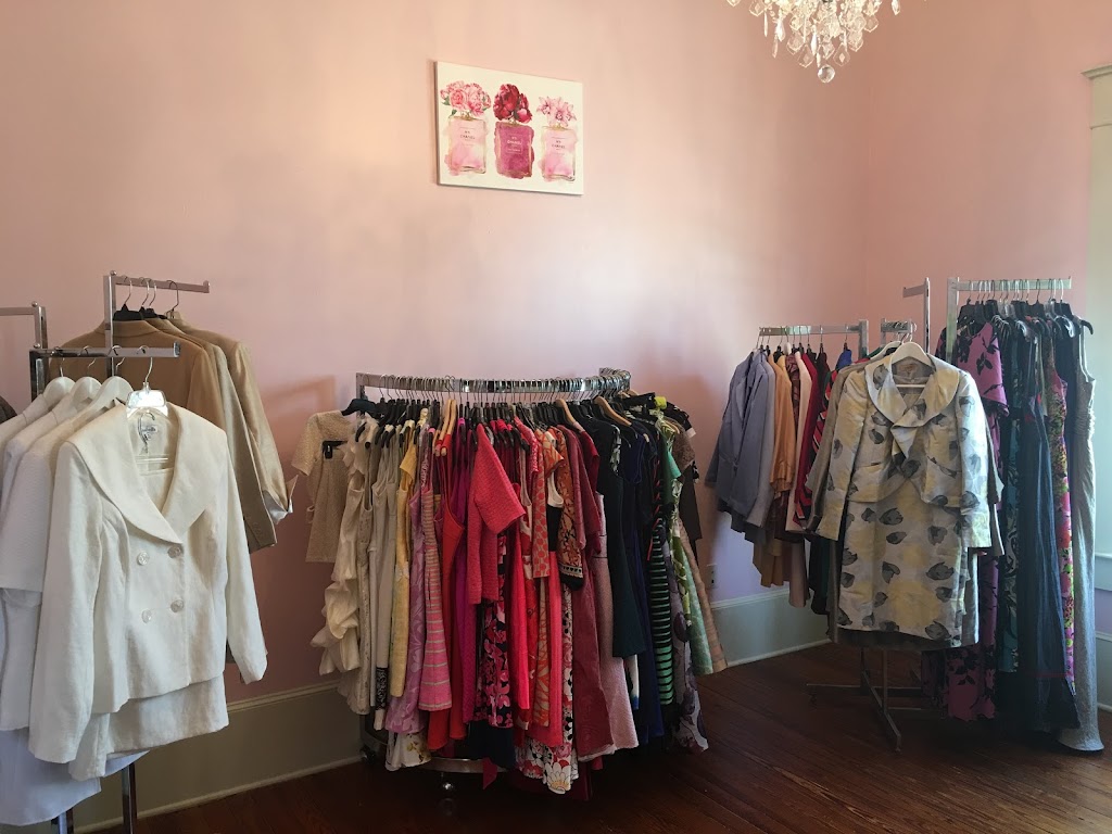 Sneek a Peek Boutique | 4385 Marietta St, Powder Springs, GA 30127, USA | Phone: (678) 594-3636