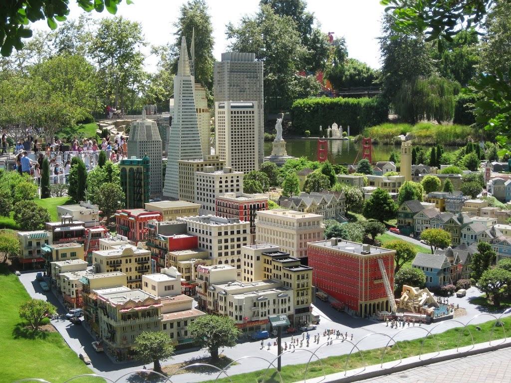 Miniland USA | 1 Legoland Dr, Carlsbad, CA 92008, USA | Phone: (877) 376-5346