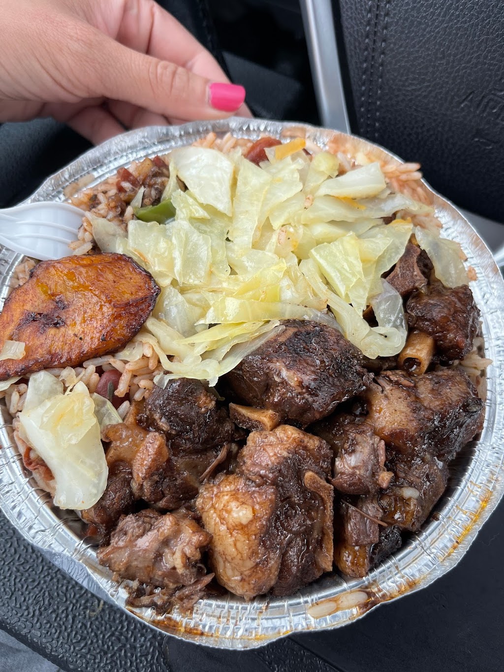 Jamaican Delight | 463 S Washington Ave, Bergenfield, NJ 07621, USA | Phone: (201) 385-2706