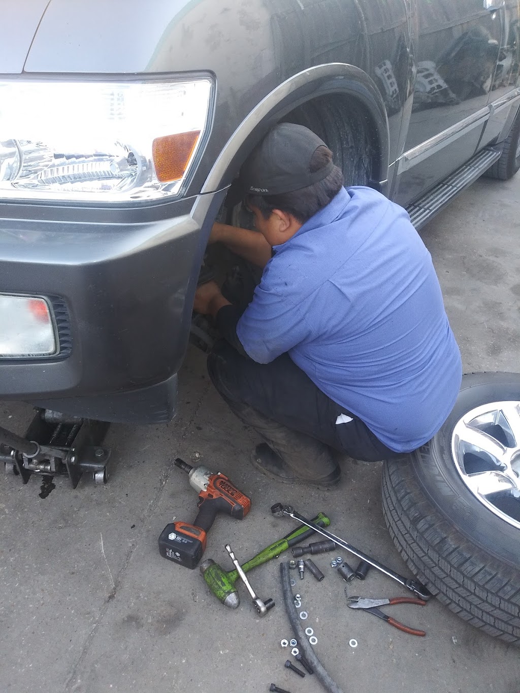 Cazares Mechanic Shop | 1405 Cranford Dr, Garland, TX 75041, USA | Phone: (214) 875-6896