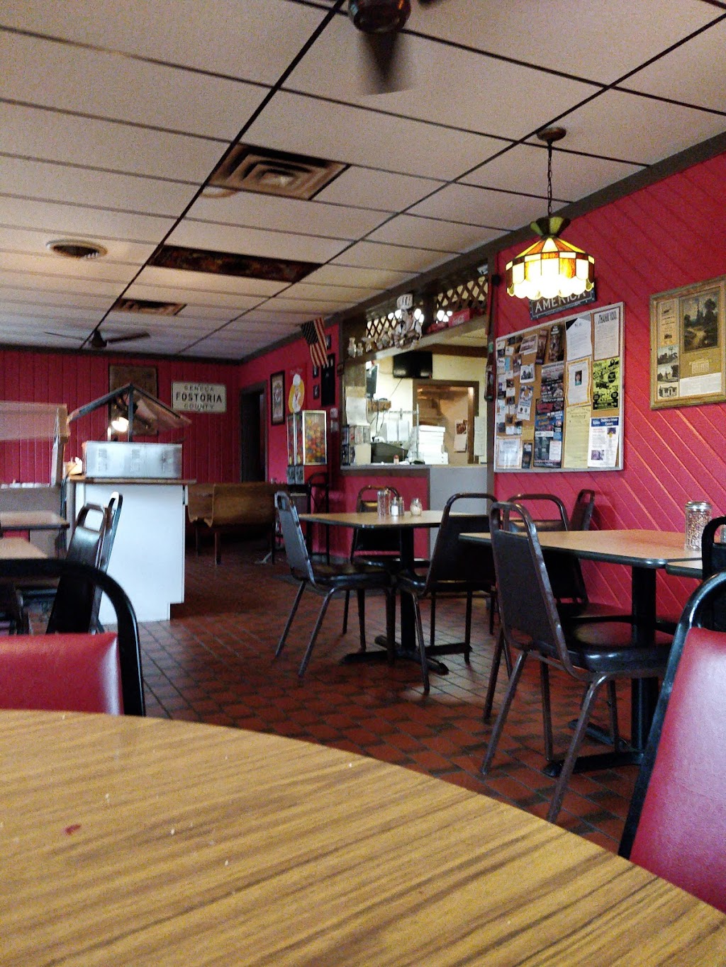 Red's Pizza in 381 Perry St, Fostoria, OH 44830, USA