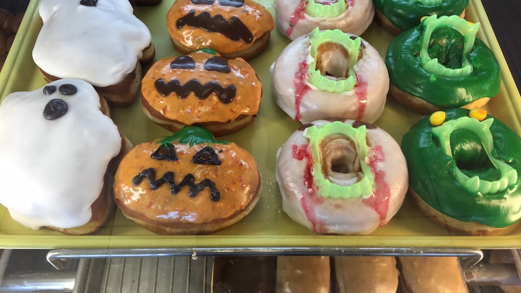 Kong Donuts | 6025 Rosemead Blvd, Pico Rivera, CA 90660, USA | Phone: (562) 942-2004