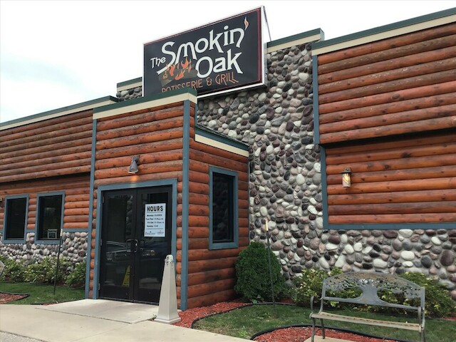 The Smokin Oak Rotisserie & Grill | 4243 US-61, Red Wing, MN 55066, USA | Phone: (651) 388-9866