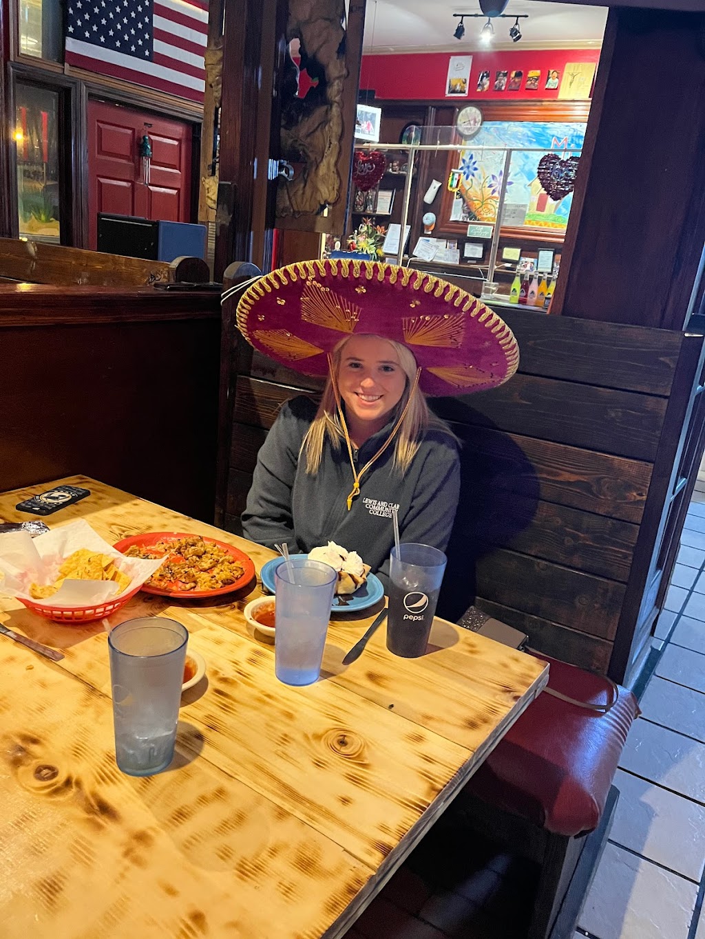 Mi casita mexican restaurant | 101 E Walnut St, Gillespie, IL 62033, USA | Phone: (217) 839-3600