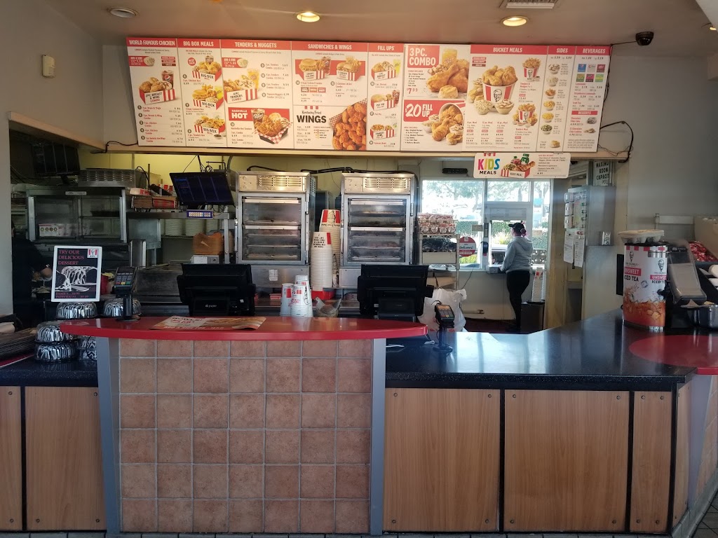 KFC | 24541 Trabuco Rd, Lake Forest, CA 92630, USA | Phone: (949) 768-7332