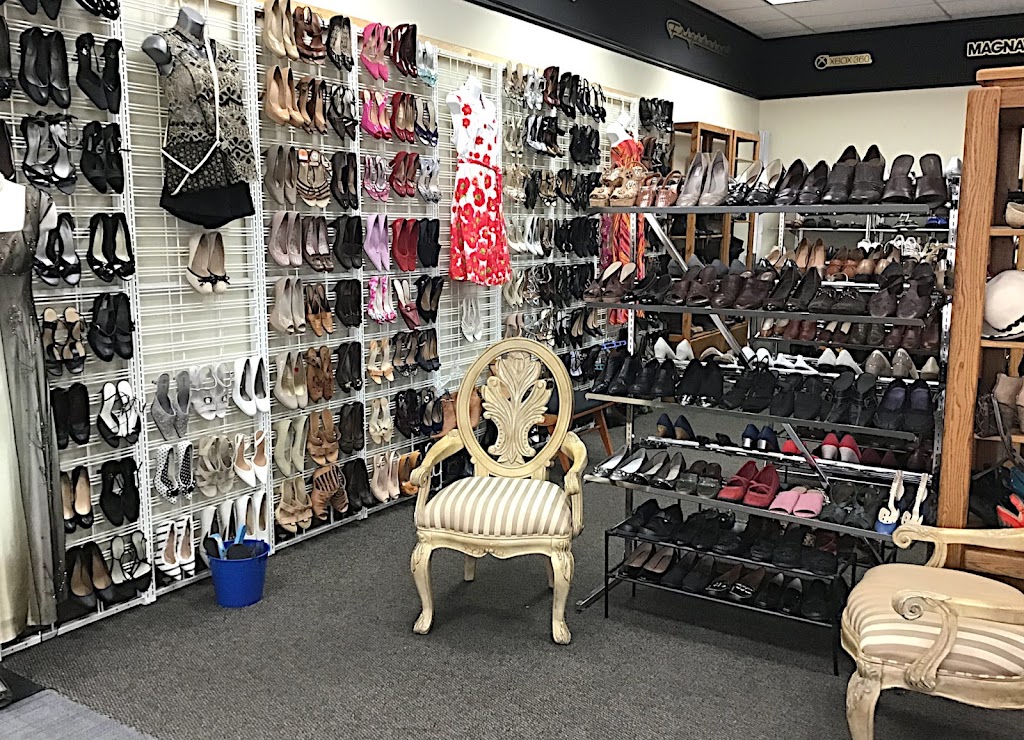 Purple Heart Desert Thrift Shop | 2540 Apache Trail Ste 105, Apache Junction, AZ 85120 | Phone: (480) 545-9750