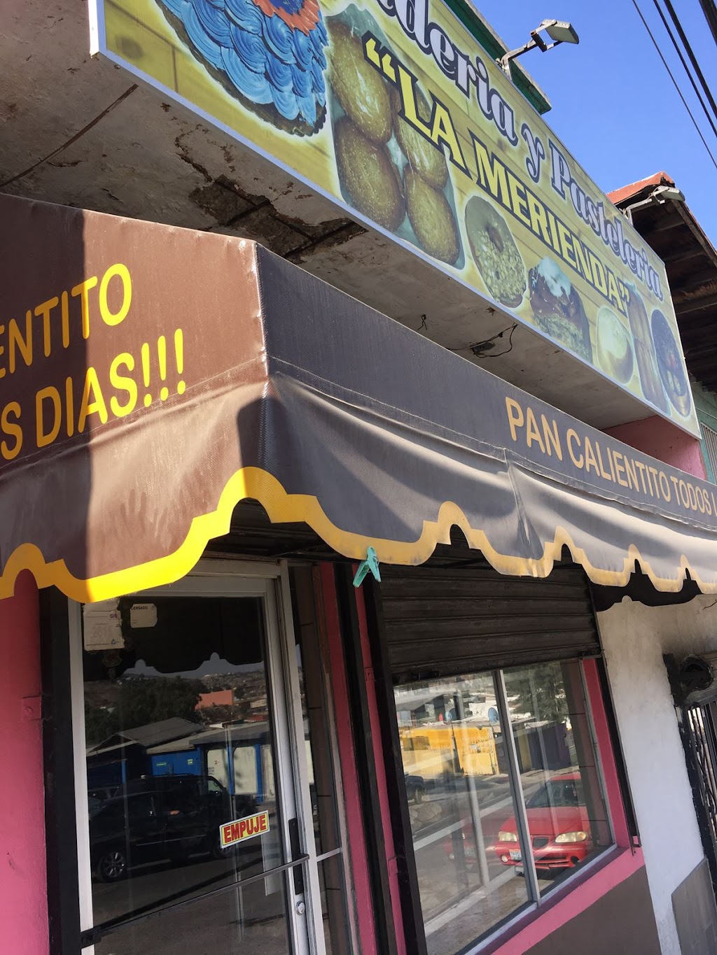 Panaderia La Merienda | Av. De Las Presas 1125, Lomas de la Presa, 22125 Tijuana, B.C., Mexico | Phone: 664 646 4309