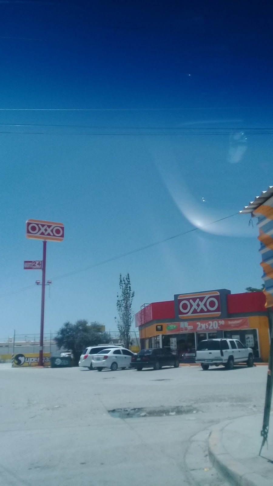 OXXO | Montes Del Cantal, Urbi, Villa del Cedro 3461, 32575 Cd Juárez, Chih., Mexico | Phone: 81 8320 2020