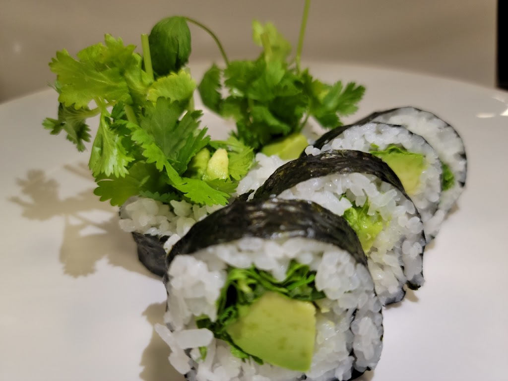 Sushi & Roll | 27620 Marguerite Pkwy, Mission Viejo, CA 92692, USA | Phone: (949) 481-8181