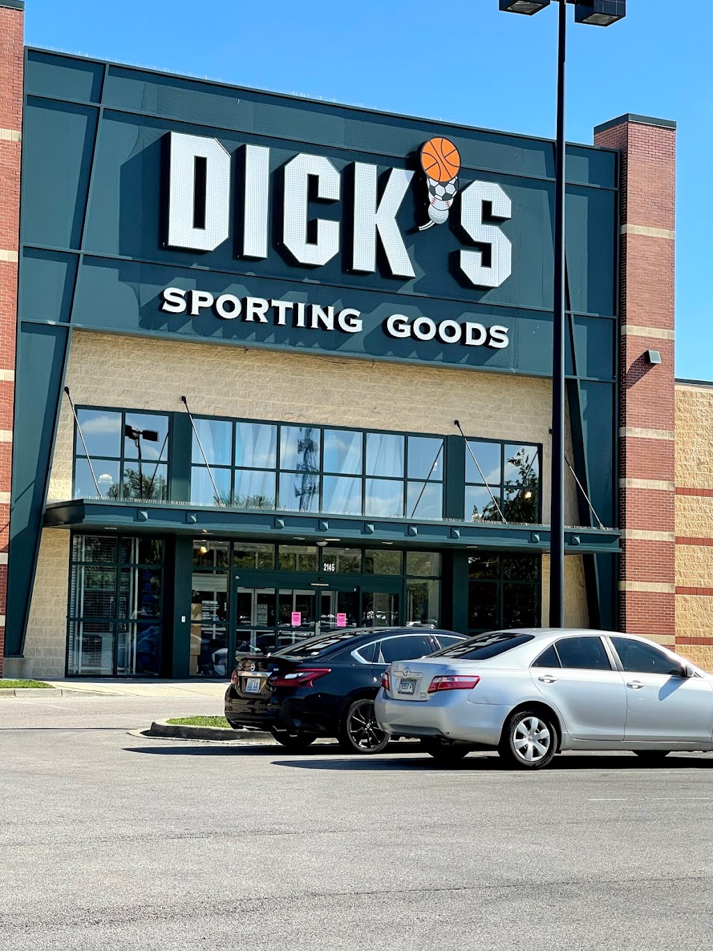 DICKS Sporting Goods | 2145 Lantern Ridge Dr, Richmond, KY 40475, USA | Phone: (859) 353-3009