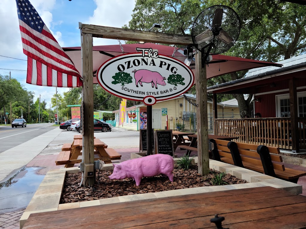 The Ozona Pig | 311 Orange St N, Palm Harbor, FL 34683, USA | Phone: (727) 773-0744