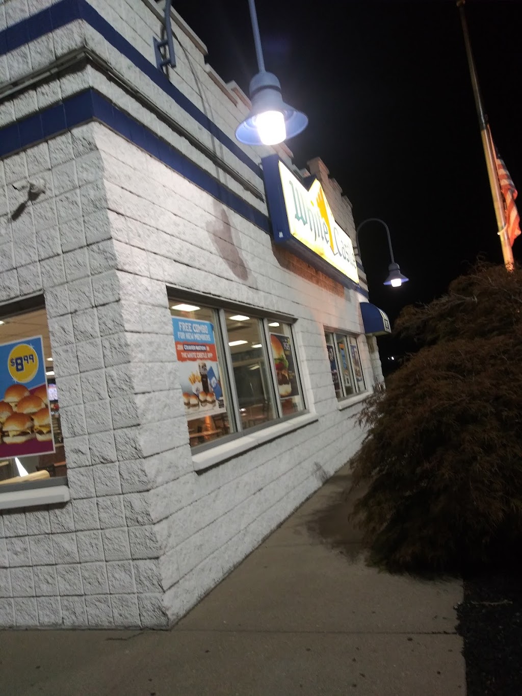 White Castle | 5590 Dixie Hwy, Fairfield, OH 45014, USA | Phone: (513) 942-1186