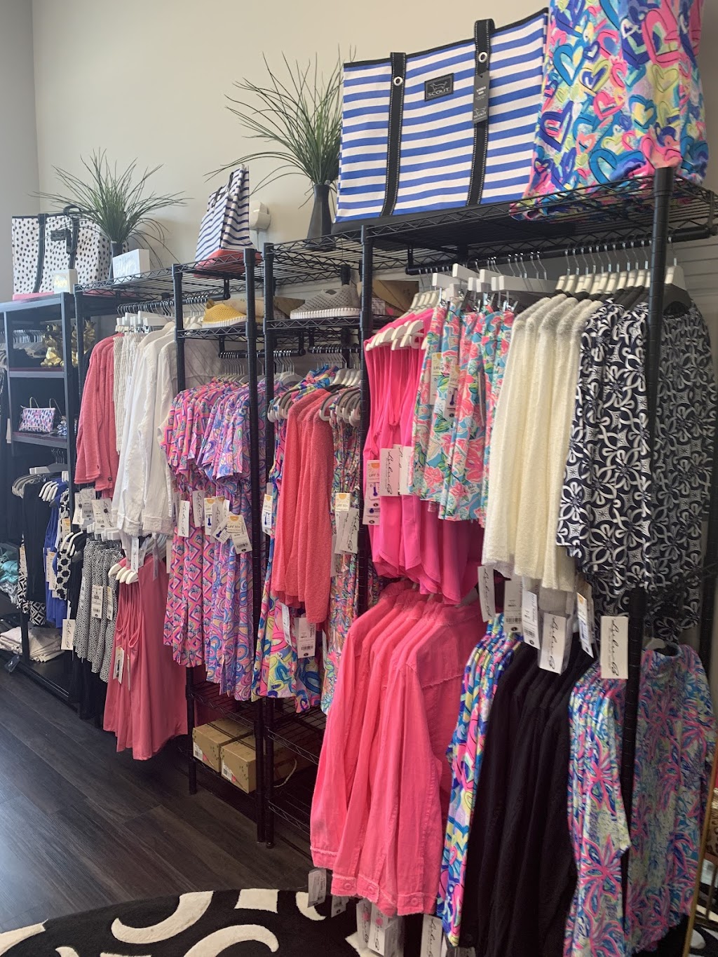 BB’s Belleville Boutique | 532 Main St, Belleville, MI 48111, USA | Phone: (734) 325-7485